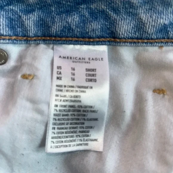 American Eagle Strigid Jeans – Size 16 Short – Light Wash - Picture 7 of 9